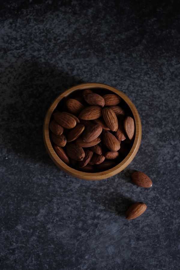 MOSHN Almonds (Badam)